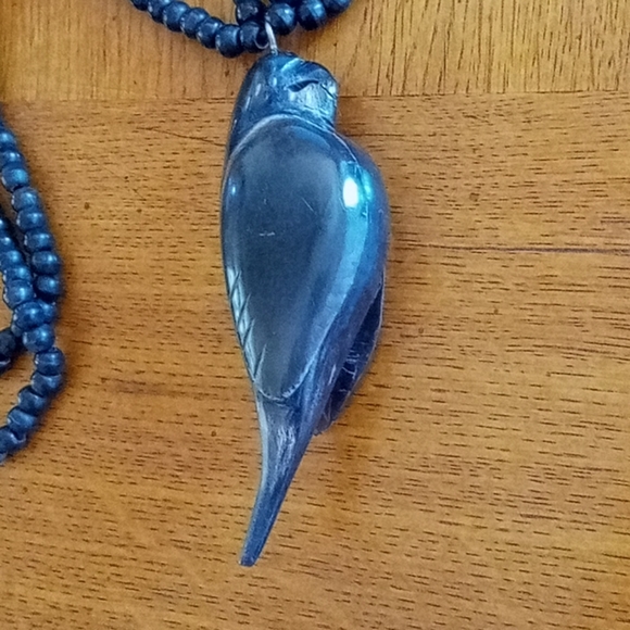 Carved Parrot Necklace with Hinged Compartment - Picture 6 of 9